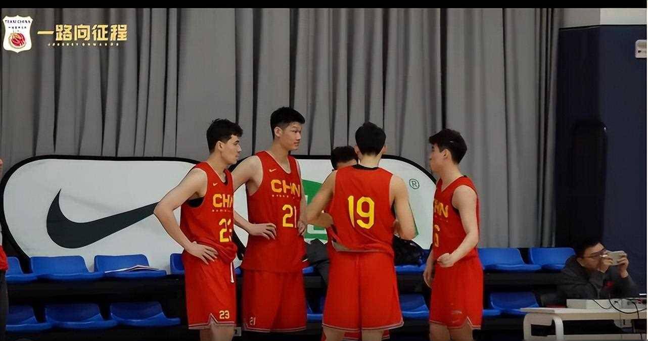 中国男篮加强对抗训练(中国男篮加强对抗训练的原因)